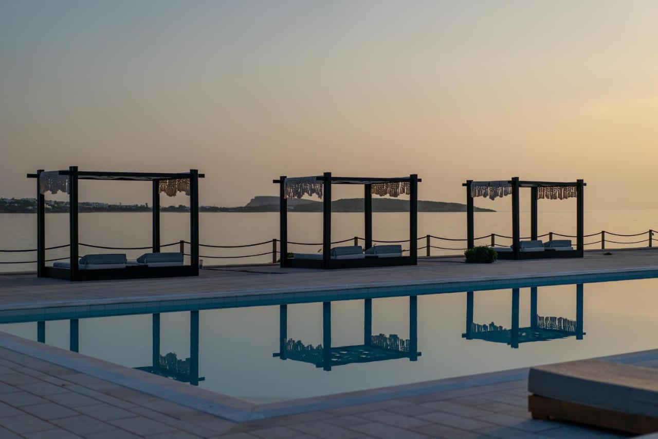 Ambassador Luxury Villas Páros Extérieur photo